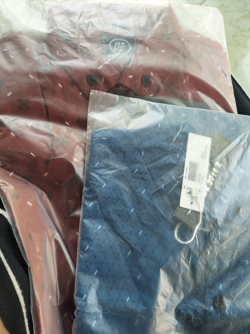 Hem Pria Distro Lengan Pendek Motif Surfing