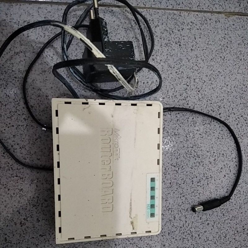 Mikrotik RB750r2 Bekas