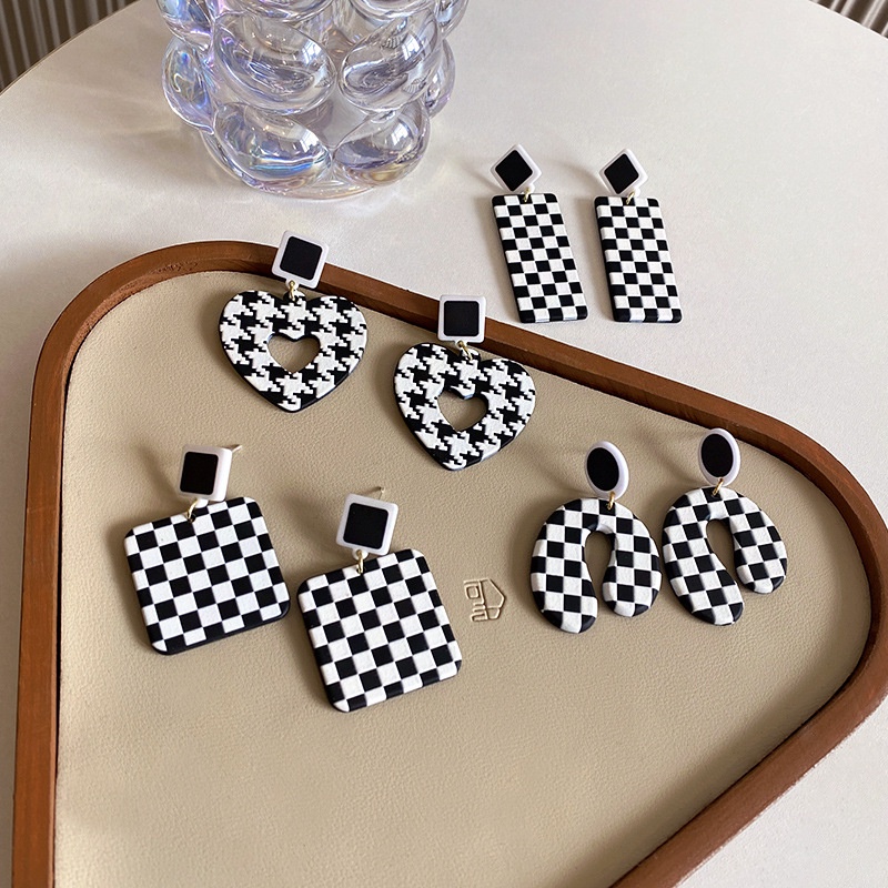 Shuling 2021 New Fashion Checkerboard Retro Earrings Female Drop Earrings