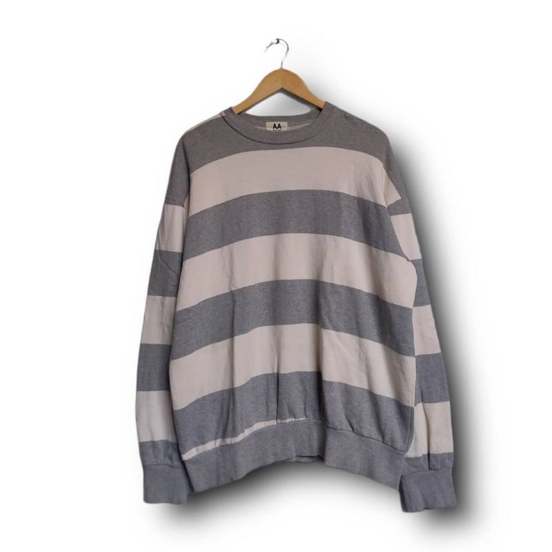 Crewneck AwesomeApparel