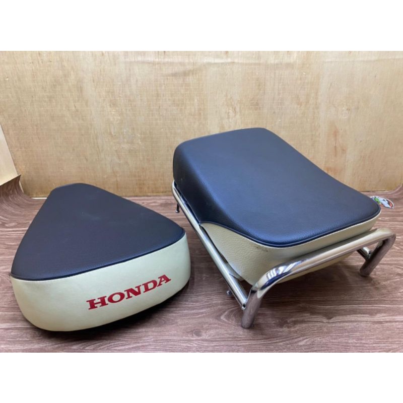 jok sadel jok pisah 1 set depan belakang Honda C70 c50 jok pispot