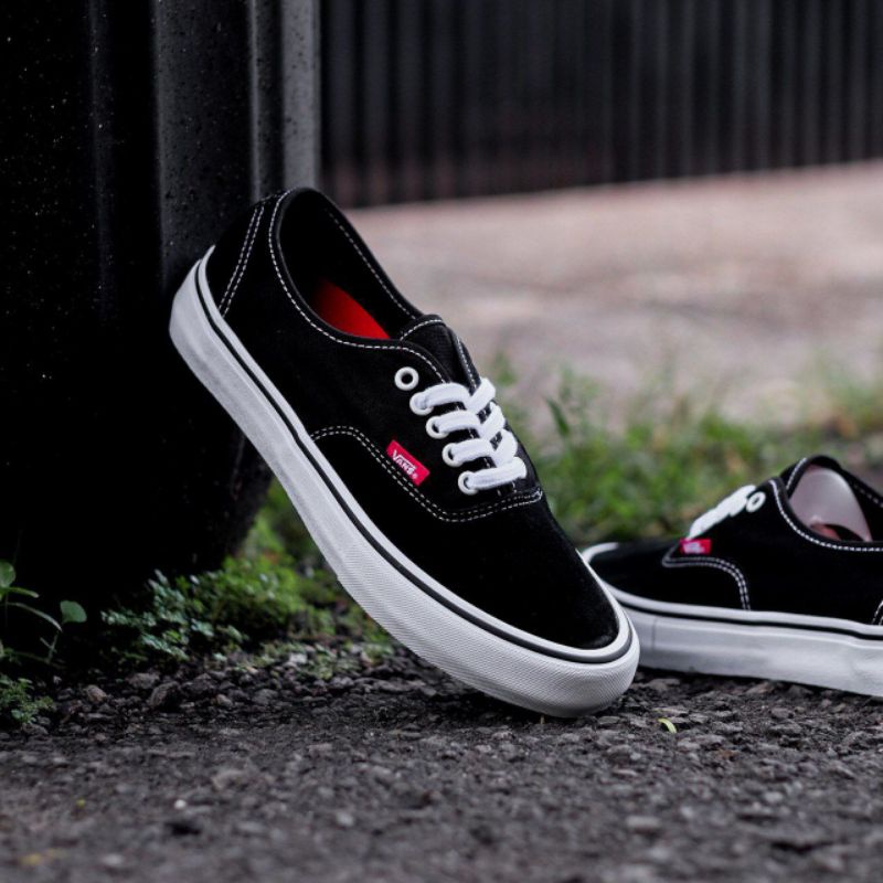 vans authentic size 15