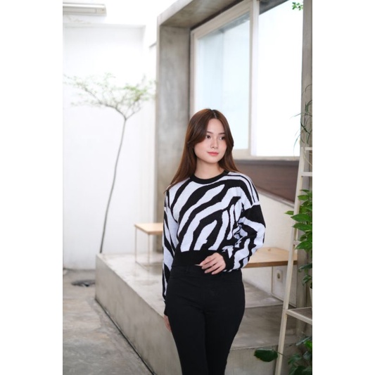ZARA KNIT | SWEATER ZEBRA CROP