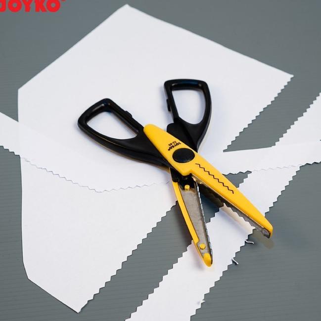 

Terlarisss ┏ ➫☋ Joyko Gunting Zig Zag ZZ-65 - Scissors ZZ65 Zigzag Gerigi Craft DIY ➫ (Ready Stok)