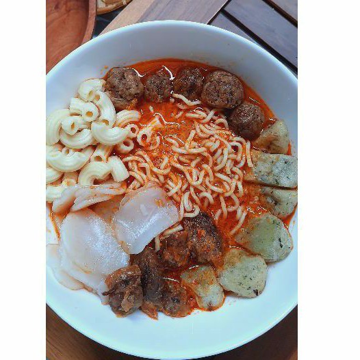 

Seblak Jeletet Buatan Mamak Vegan