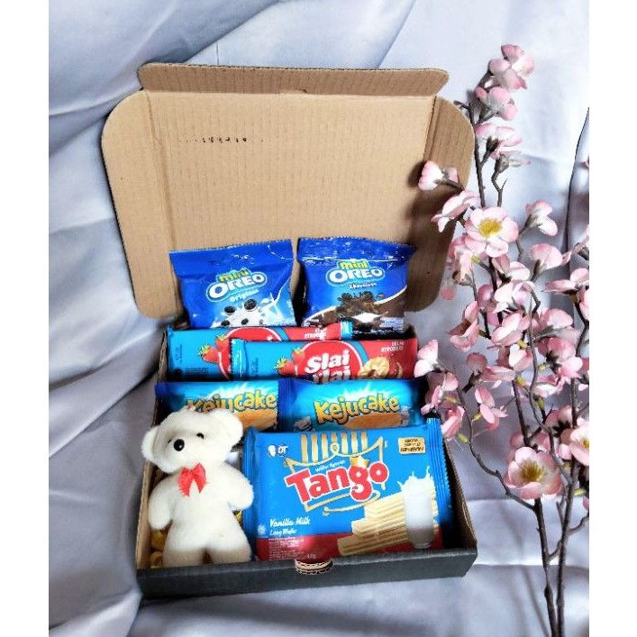 

SNACK BOX / GIFT BOX / HAMPERS SNACK BIRU