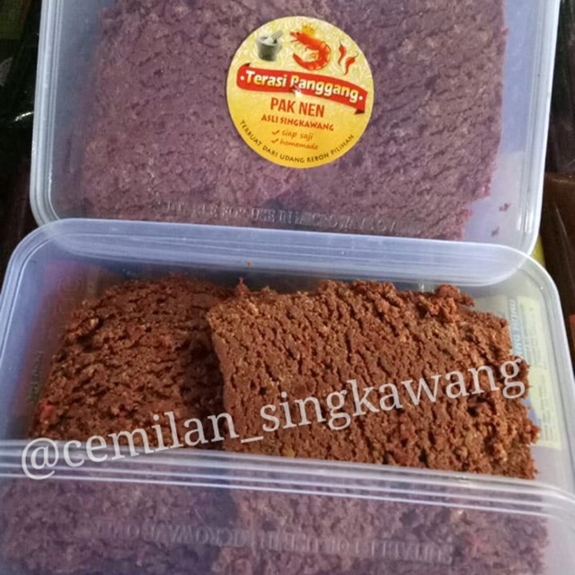 

Sambal terasi panggang siap saji / belacan khas singkawang / kalimantan