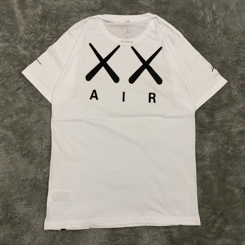 Kaos Tshirt Air Jordan X Kaws Mirror