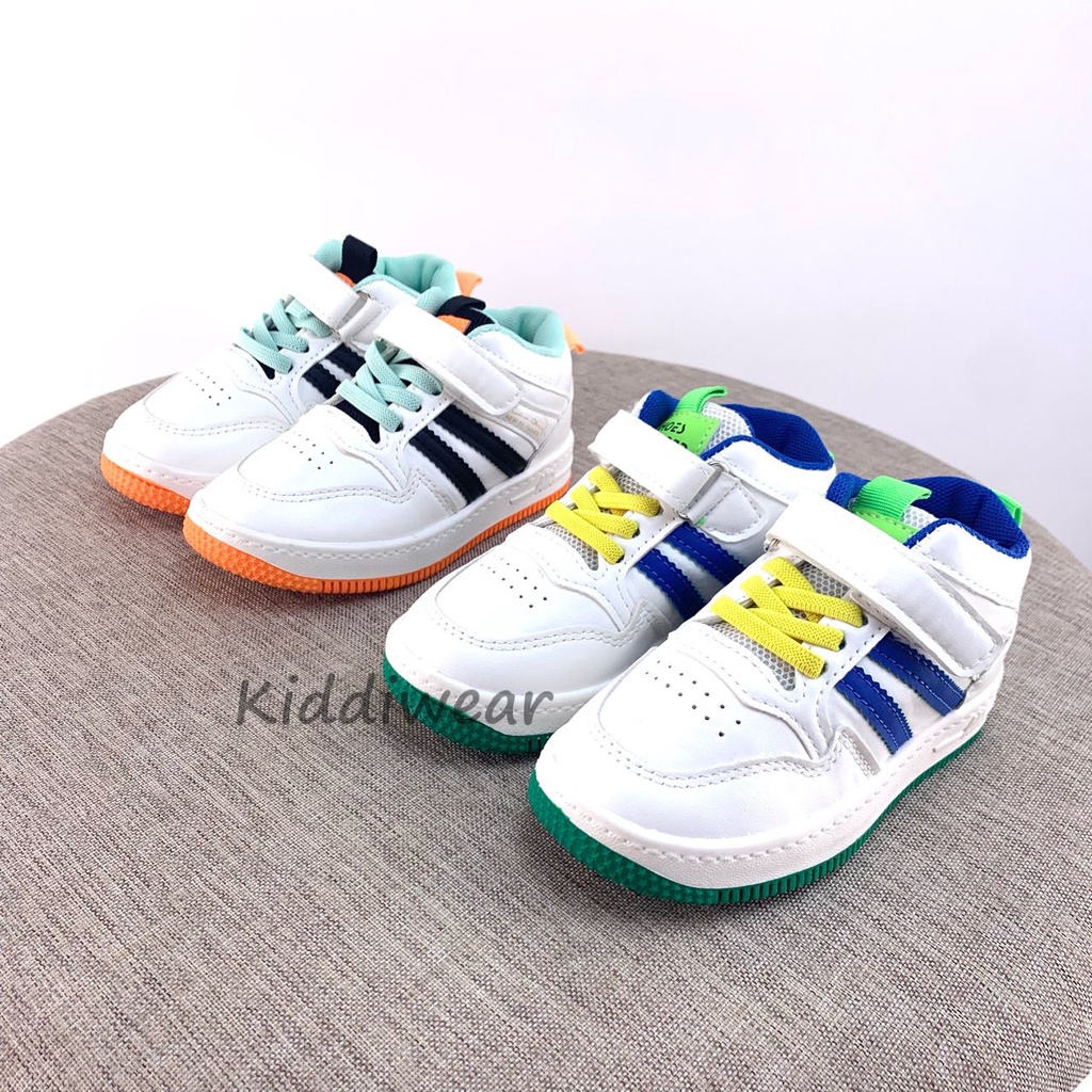 (Kiddiwear) Sepatu Sneaker Anak / Sepatu Import MBK95