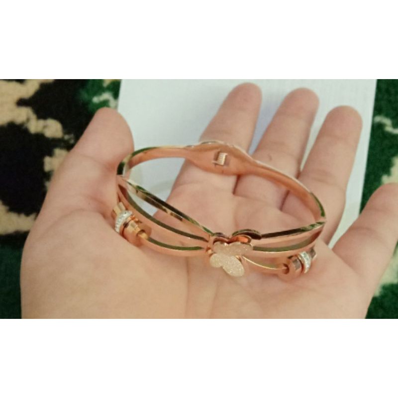 gelang titanium wanita / perhiasan wanita asli titanium