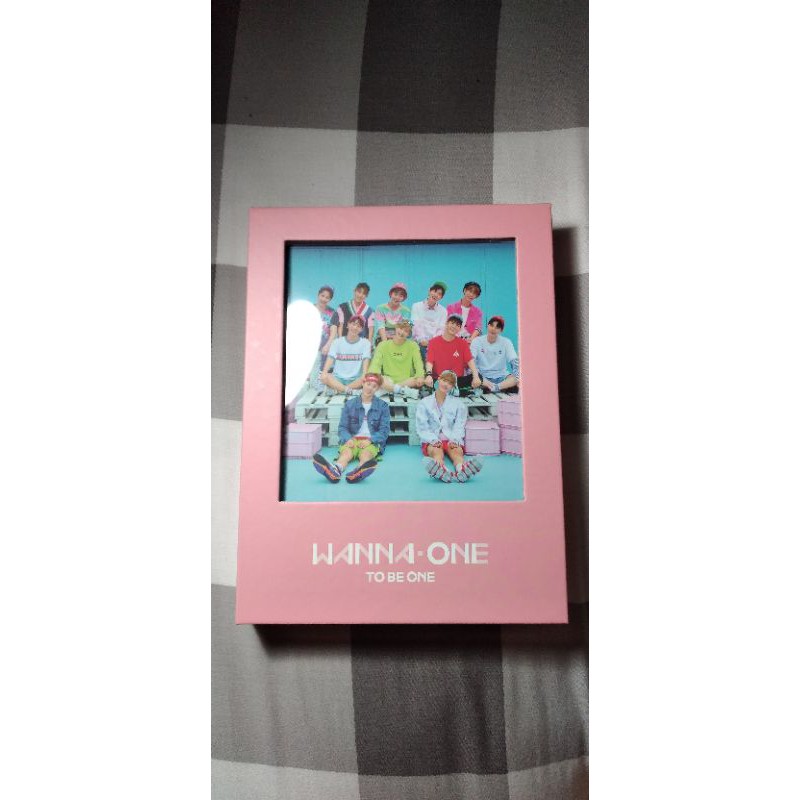 UNSEALED ALBUM WANNA ONE TO BE ONE Pink Ver.