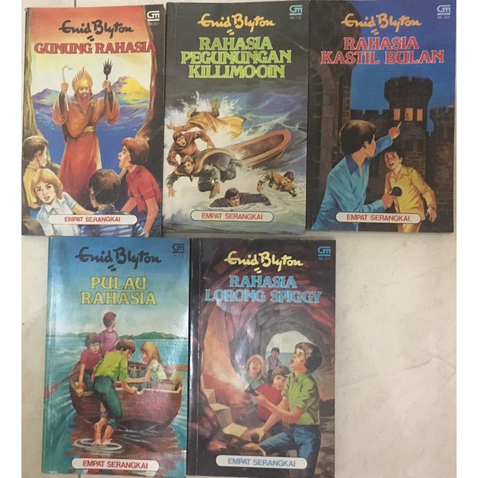 Enid Blyton - Empat Serangkai