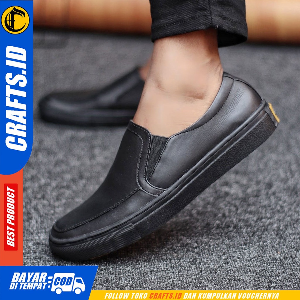 CRAFTS Mori - Sepatu Slip On Pria Casual Kulit Asli