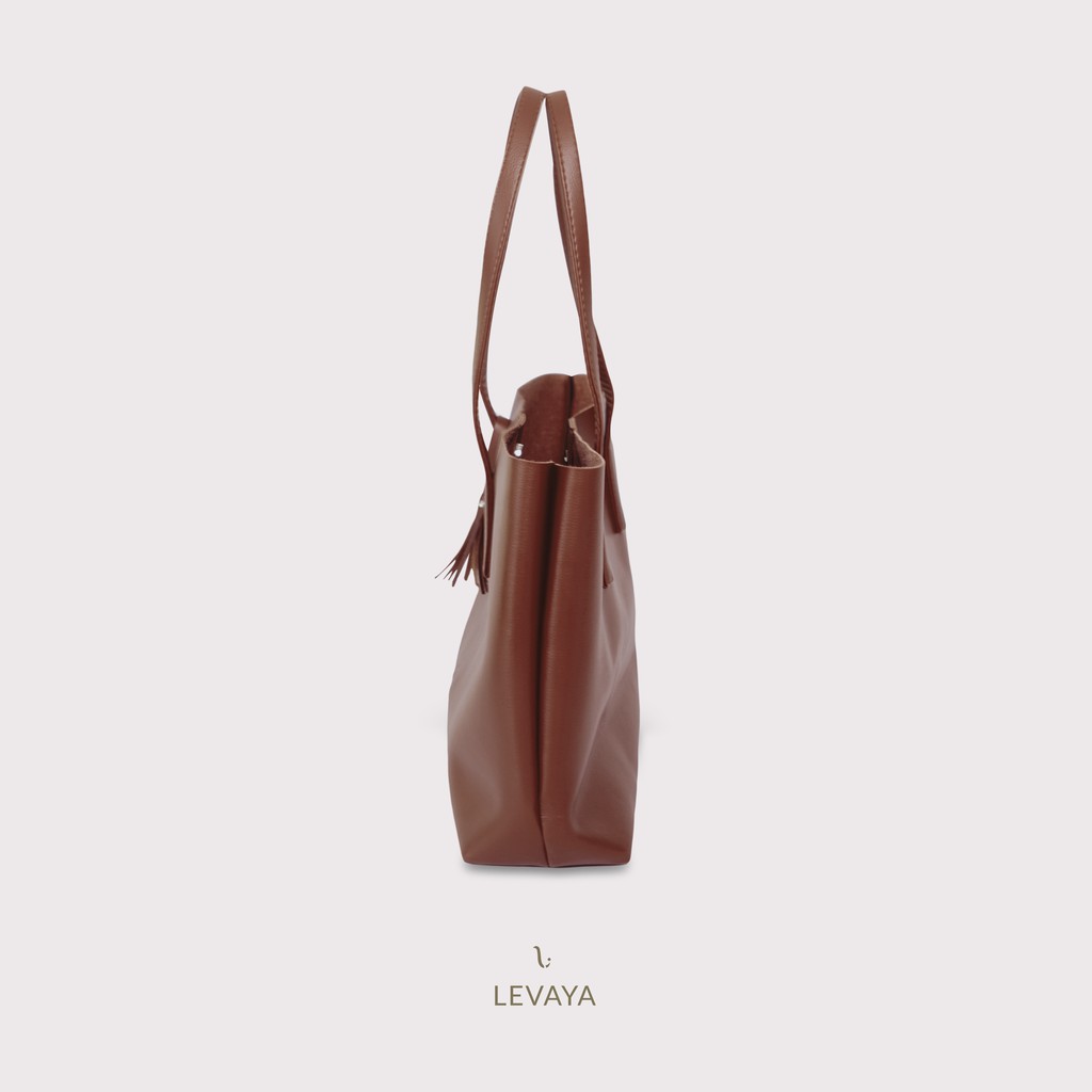 LEVAYA Liscio Totebag Magnet - Raisin - Tas Wanita