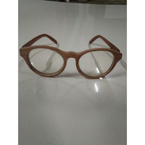 frame kacamata kayu