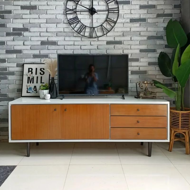 MEJA TV / LEMARI TV / CABINET KAYU JATI ASLI JEPARA