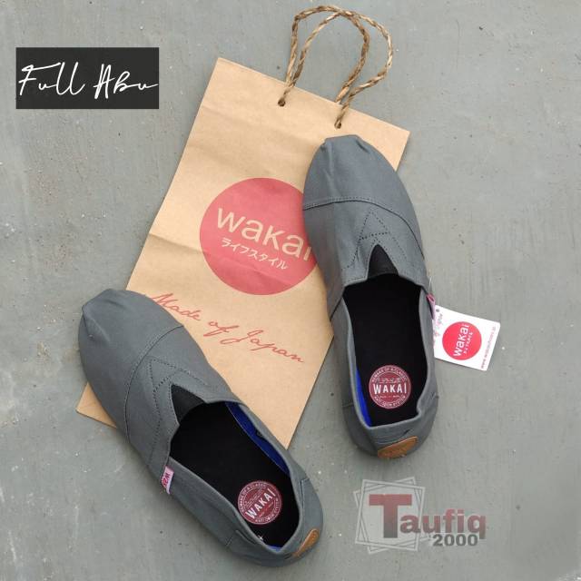 SALE!! Sepatu Wakai Slop Slip On Unisex (Cewek/Cowok)