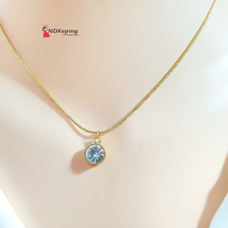 Kalung Titanium Liontin Bulat Simple Gold N11012205