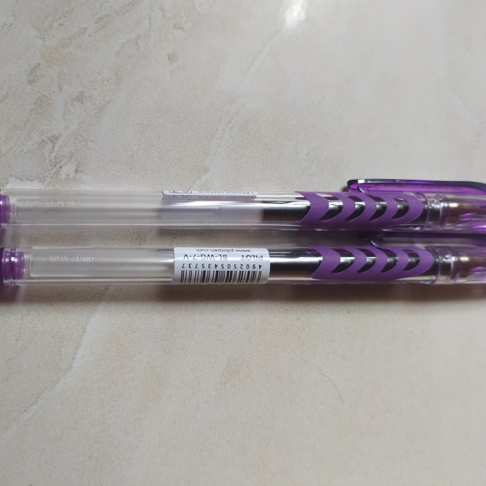 

Cuci Gudang Pulpen Pilot Wingel Gilaa!!!