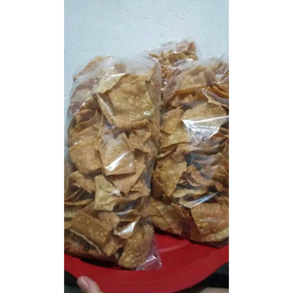 

KUE BAWANG/ KRIPIK BAWANG 250 GR