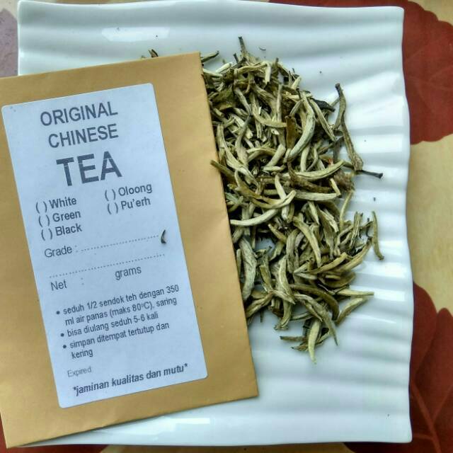 

Chinese tea Teh Putih, Silver needle wild White Tea, PUSAT teh hijau atau teh oolong atau green tea