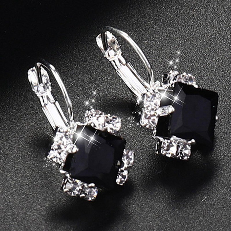 Anting Giwang dengan Kristal Zircon untuk Wanita