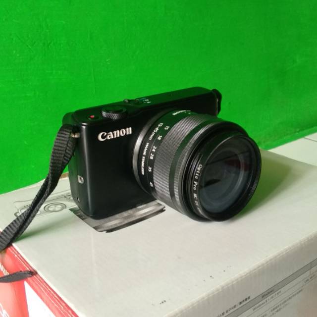 Canon EOS M10 Mirrorless