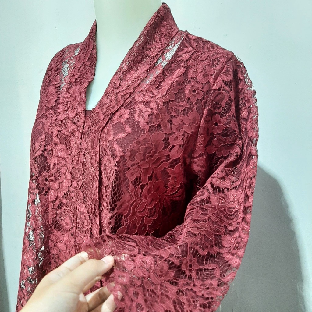 KEBAYA BRUKAT BUNGA/BLOUSE KEBAYA BRUKAT