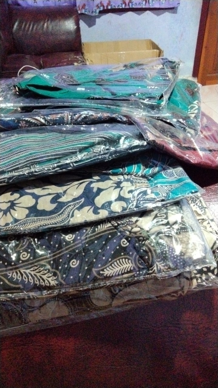 Batik Couple | Batik Couple Modern | Baju Batik Couple | Couple Batik