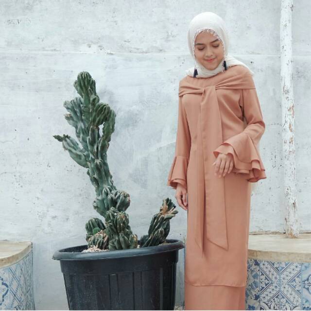 BARIKA DRESS CARAMEL SM BY HERWAYS_ID | Shopee Indonesia