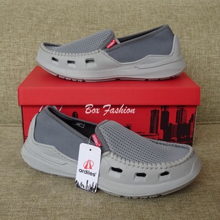 Sepatu Slip On Slop Selop Kasual Pria Cowok Dewasa Keren Bahan Karet Murah Untuk Santai Kuliah Kerja #6