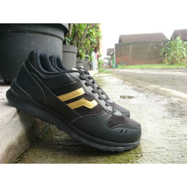 Sepatu Piero Jogger Union