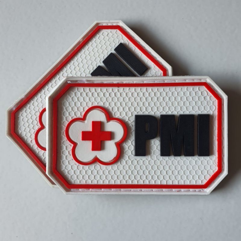 patch rubber logo PMI ( palang merah indonesia ) / tempelan emblem karet velcro