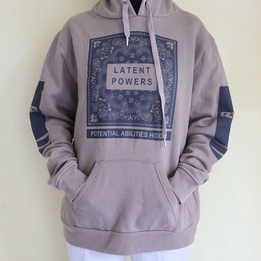 THRIFT HOODIE SECOND BRANDED ORIGINAL / HOODIE BRAND / HOODIE SECOND / HOODIE OVERSIZE / HOODIE GEMO
