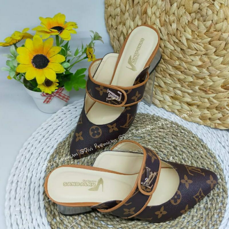 PROMO 12.12 BIGSALE Sandal Wanita Lo*ise Vui*ton - Heels Elegan - Sandal desain terbaru untuk kondangan pesta Pd376