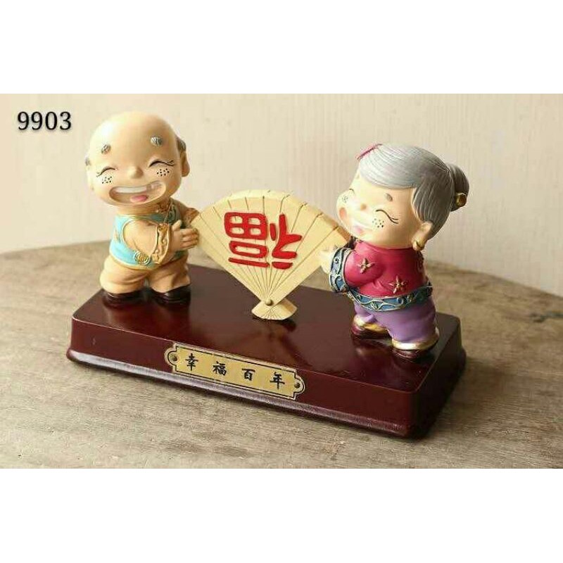 patung pajangan kakek nenek