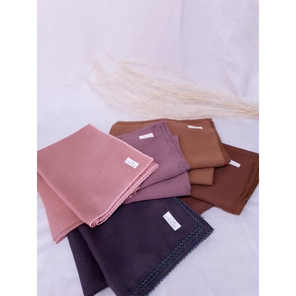 Zeya Square by Ayoola Hijab | Poly Cotton Segi Empat Finishing Crochet | Poly Cotton Premium