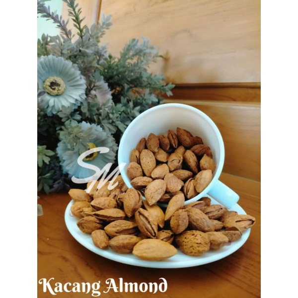 

Kacang Almond Panggang ½ kg & 1 kg