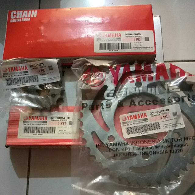 Gir Set Rantai Roda Kit Yamaha Vixion 3C1 W001A 20