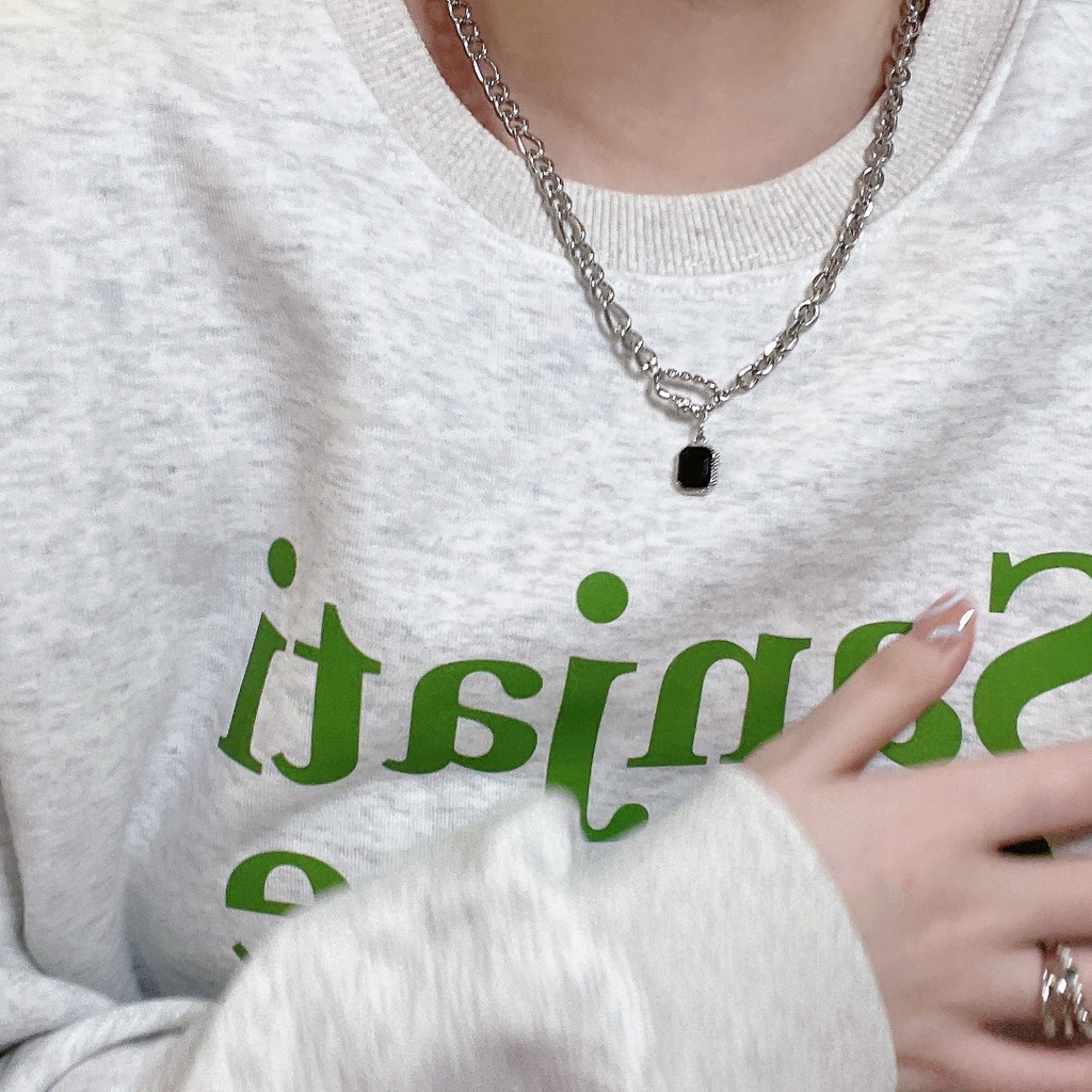 2022 Kalung Rantai Tebal Liontin Hati Hias Batu Permata Hitam Gaya Hip hop Untuk Wanita