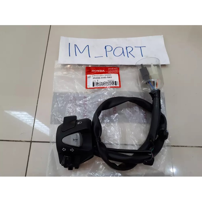 Ori AHM Holder Kiri Saklar Sein Riting New CBR 150 R LED K45G 35200-K45-N41