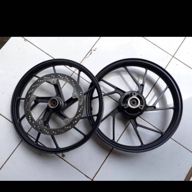 Velg pelek velek racing standar satria fu original bekas