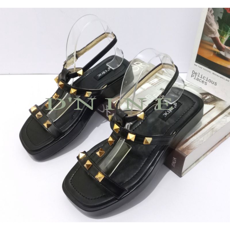 Sandal Wanita Sandal flatporm wedges Stut DN 08