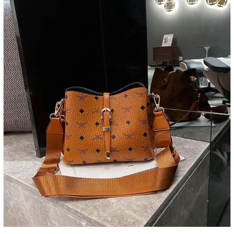 tas selempang cewek murah import batam