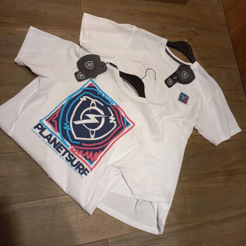 Kaos Planet Surf Blue n Red Square logo White Original