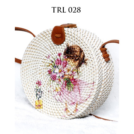 Sweet Honey ~ Grosir Tas Rotan Bulat Bali Lukis Decoupage Gadis Kecil Barbie TRL028 Diameter 20cm [Bisa COD]