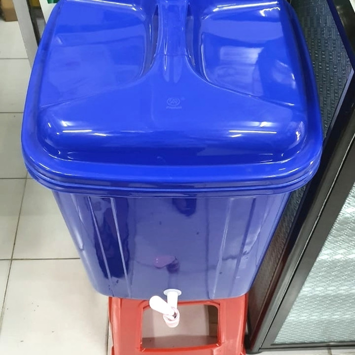 Tong Kran Air Tempat Cuci Tangan Portable 42 Liter Warna