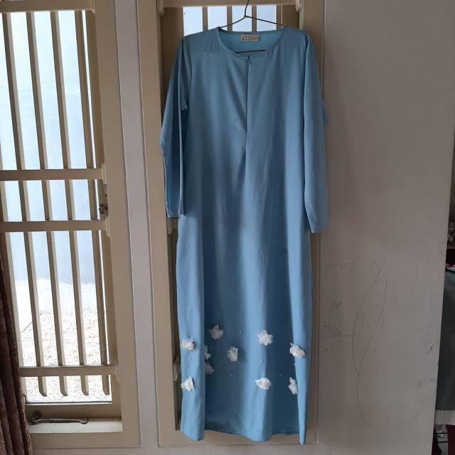 BOOKED Bundling Preloved Dress Wearing Klamby, Dress Vanilla Hijab, Heaven Light Tunik- kak aulia