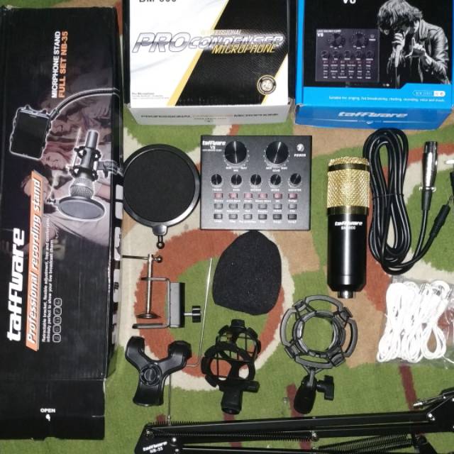 Paket Karaoke Mic BM800 Stand Mic Holder HP Soundcard V8