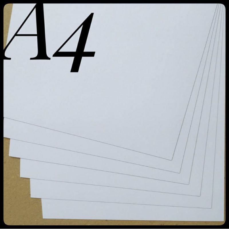 

KERTAS BW / BLUISH WHITE 250 GR UK A4 / 21 CM x 29,7 CM ( ISI 50 LEMBAR )